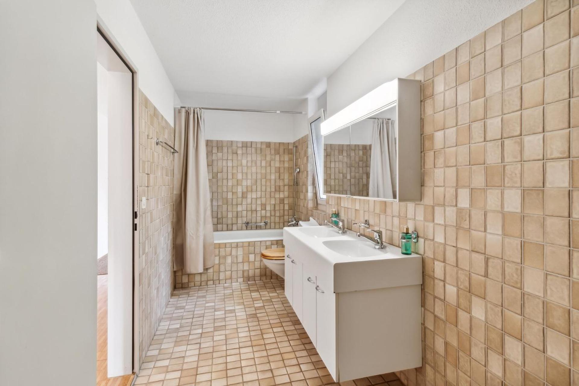 Spacious Apartment In Zurigo Esterno foto